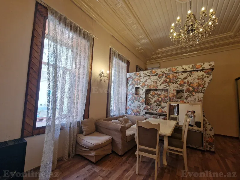 Satılır 2 otaqlı Mənzil Köhnə tikili 56 m² Nizami m. - şəkil 3