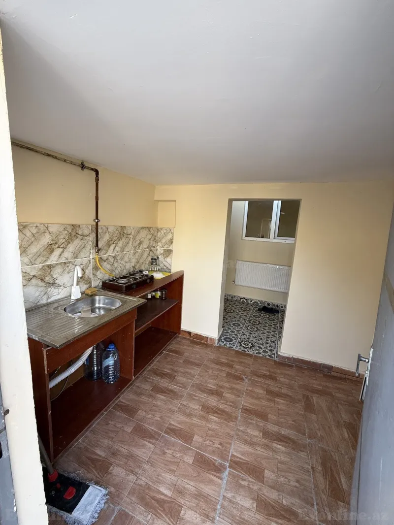 1 otaqlı Həyət evi 40 m² Suraxanı Kirayə verilir