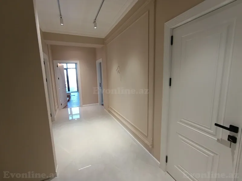 Satılır 3 otaqlı Mənzil Yeni tikili 110 m² Suraxanı r. - şəkil 4