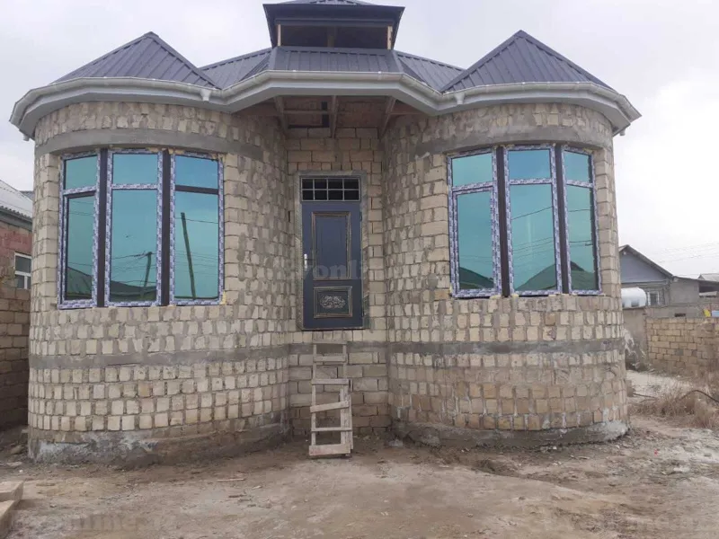 Bakı, Abşeron r., Ceyranbatanda 3 otaqlı həyət evi satılır