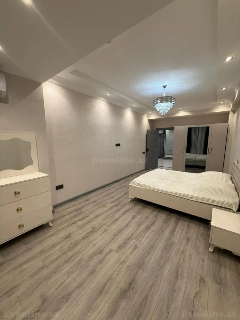 Kirayə verilir 3 otaqlı Mənzil Yeni tikili 150 m² Xətai r. - şəkil 3
