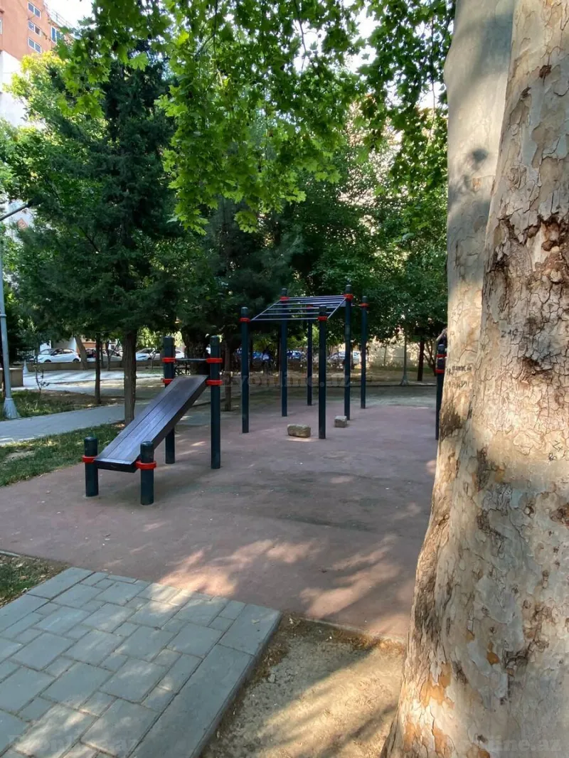 Satılır 2 otaqlı Mənzil Köhnə tikili 65 m² Nərimanov r. - şəkil 24