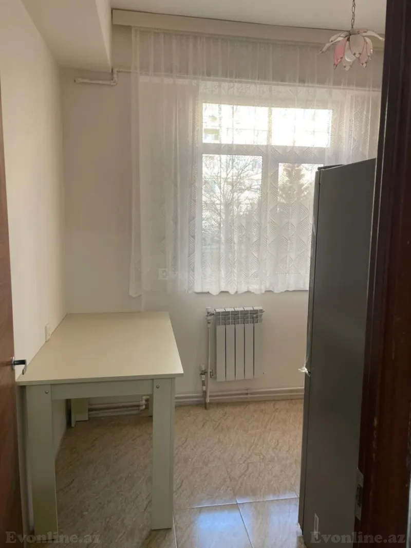 Kirayə verilir 2 otaqlı Mənzil Köhnə tikili 65 m² Xalqlar Dostluğu m. - şəkil 3