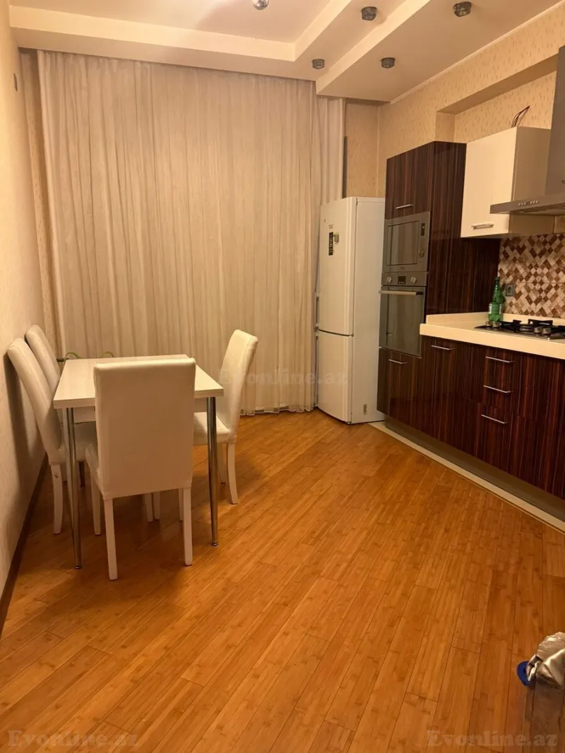 Kirayə verilir 3 otaqlı Mənzil Yeni tikili 142 m² Nəsimi r. - şəkil 2