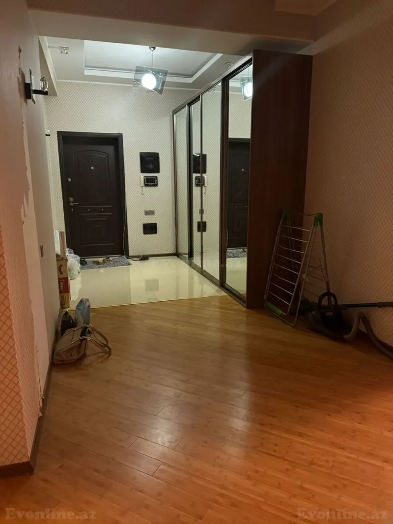 Kirayə verilir 3 otaqlı Mənzil Yeni tikili 142 m² Nəsimi r. - şəkil 5