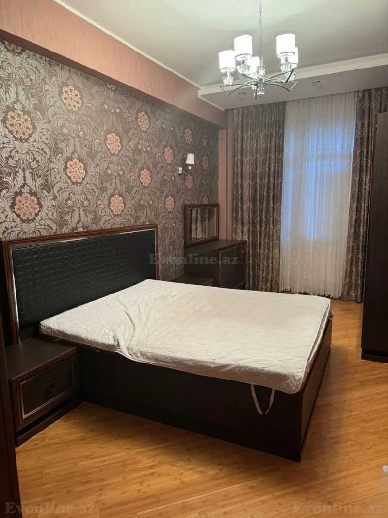 Kirayə verilir 3 otaqlı Mənzil Yeni tikili 142 m² Nəsimi r. - şəkil 8