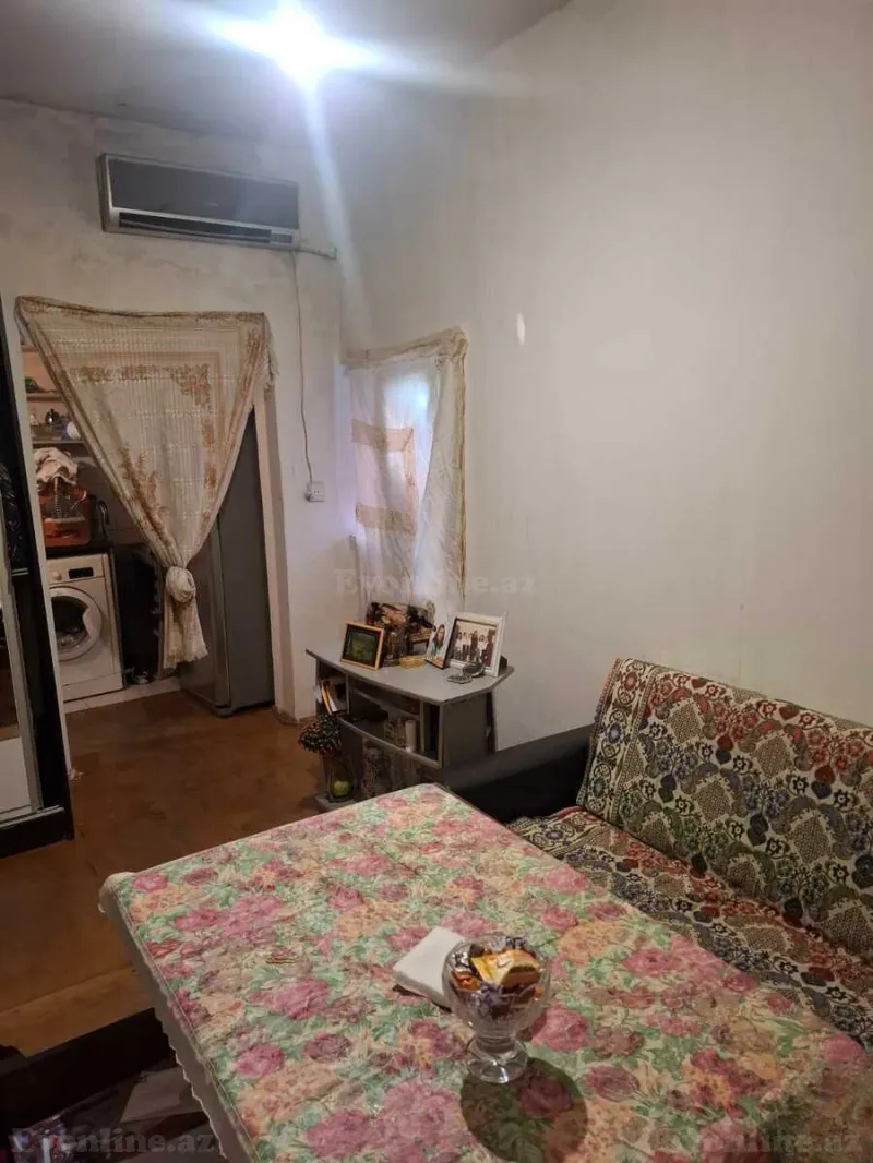 Kirayə verilir 1 otaqlı Həyət evi 40 m² İnşaatçılar m. - şəkil 2