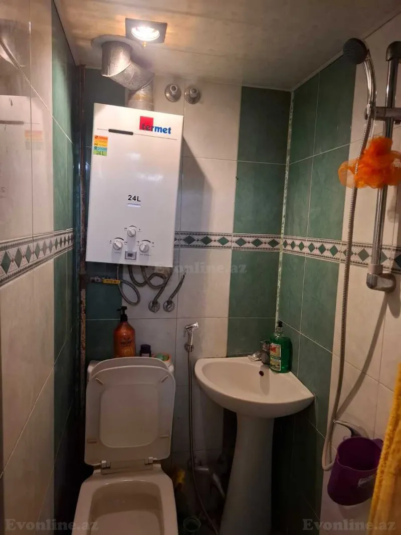 Kirayə verilir 1 otaqlı Həyət evi 40 m² İnşaatçılar m. - şəkil 7