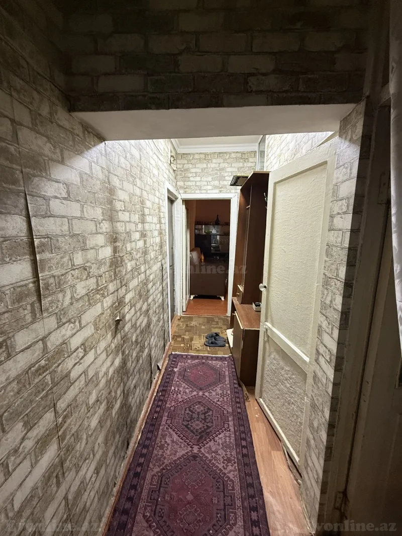 Kirayə verilir 3 otaqlı Mənzil Köhnə tikili 65 m² Memar Əcəmi m.