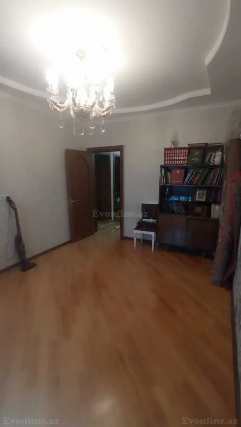 Satılır 3 otaqlı Mənzil Köhnə tikili 85 m² Qaraçuxur - şəkil 5