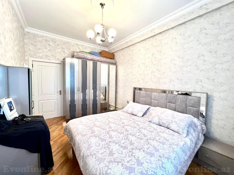 Satılır 3 otaqlı Mənzil Yeni tikili 92 m² 8 Noyabr m. - şəkil 6