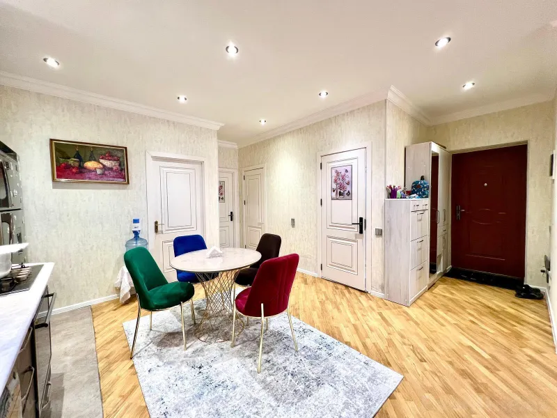 Satılır 3 otaqlı Mənzil Yeni tikili 92 m² 8 Noyabr m. - şəkil 9