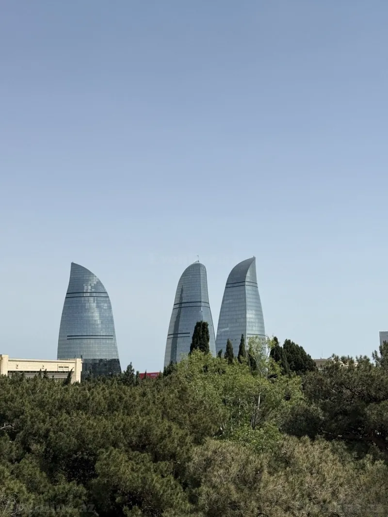 Satılır 4 otaqlı Mənzil Köhnə tikili 112.9 m² Yasamal r.