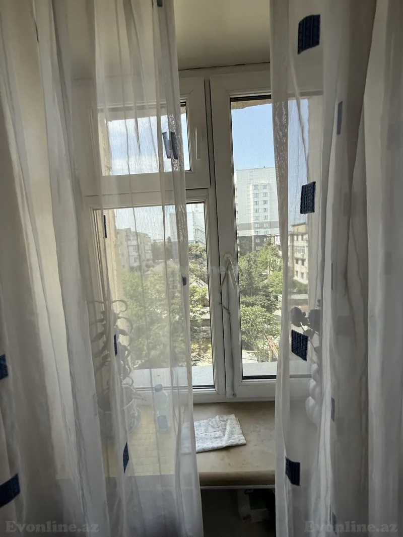 Satılır 4 otaqlı Mənzil Köhnə tikili 112.9 m² Yasamal r. - şəkil 10