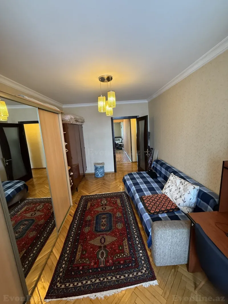 Satılır 4 otaqlı Mənzil Köhnə tikili 112.9 m² Yasamal r. - şəkil 13