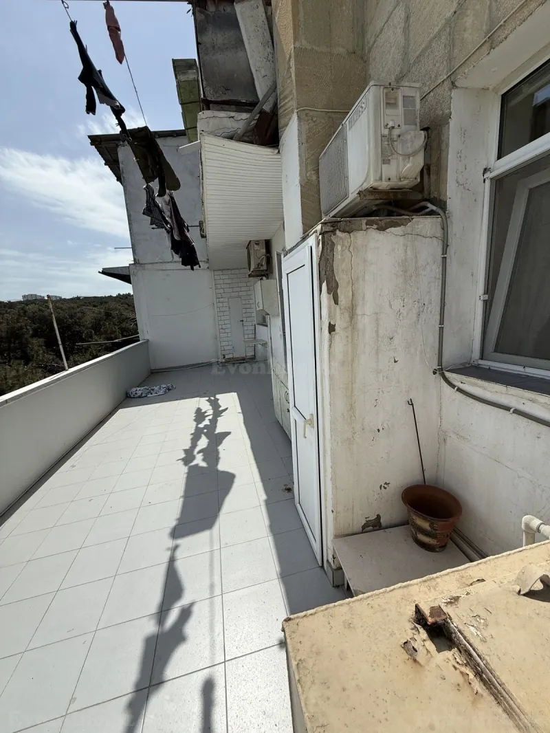 Satılır 4 otaqlı Mənzil Köhnə tikili 112.9 m² Yasamal r. - şəkil 18
