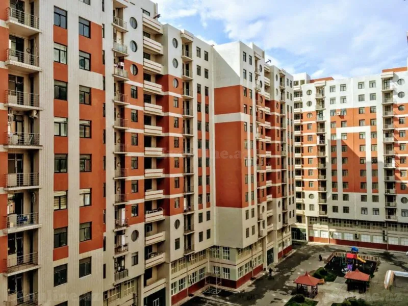 Bakı, Nəsimi r., 8 Noyabr m.da 3 otaqlı mənzil satılır