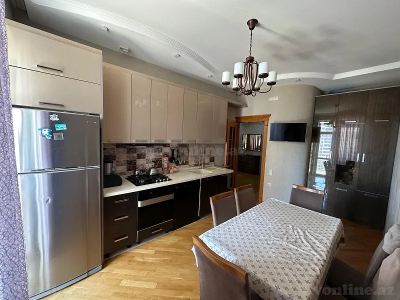 Satılır 3 otaqlı Mənzil Yeni tikili 120 m² 8 Noyabr m. - şəkil 7