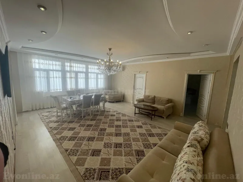 4 otaqlı Mənzil 100 m² Xətai r. Kirayə verilir