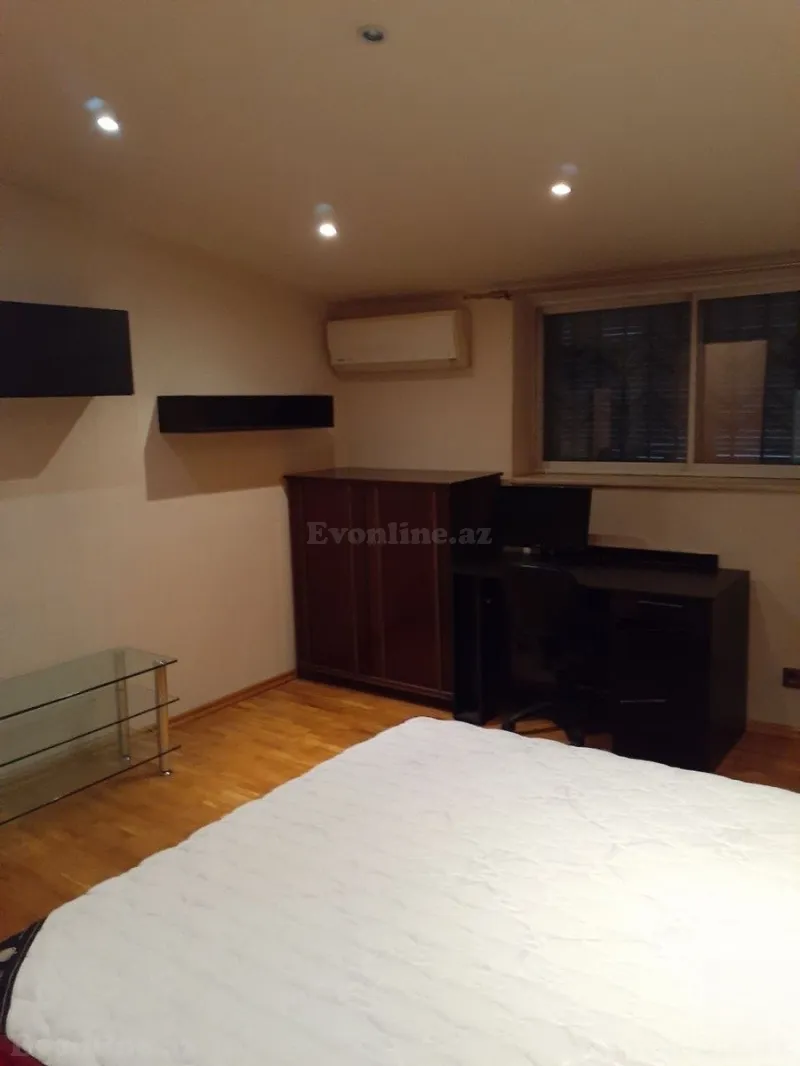 Kirayə verilir 4 otaqlı Mənzil Köhnə tikili 120 m² Sahil m. - şəkil 4