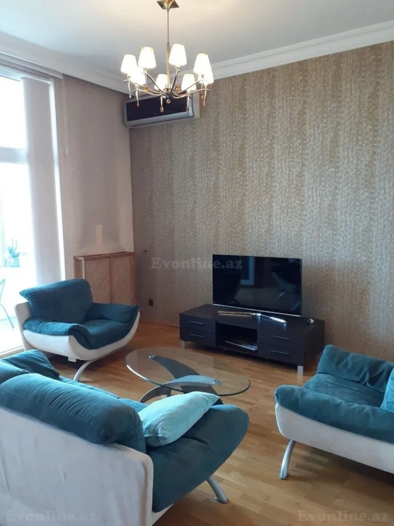 Kirayə verilir 4 otaqlı Mənzil Köhnə tikili 120 m² Sahil m. - şəkil 5