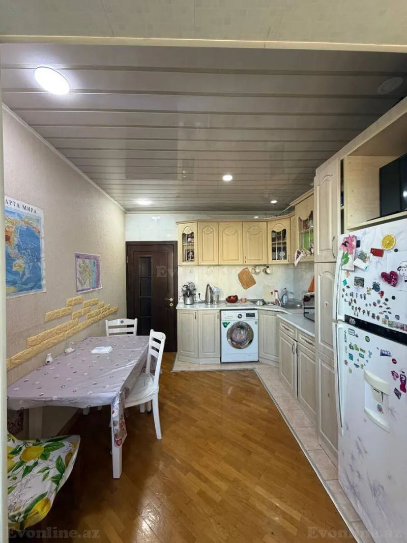 Satılır 2 otaqlı Mənzil Köhnə tikili 65 m² 20 Yanvar m. - şəkil 7