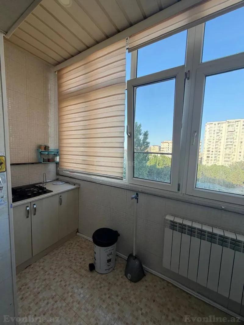 Satılır 2 otaqlı Mənzil Köhnə tikili 65 m² 20 Yanvar m. - şəkil 8