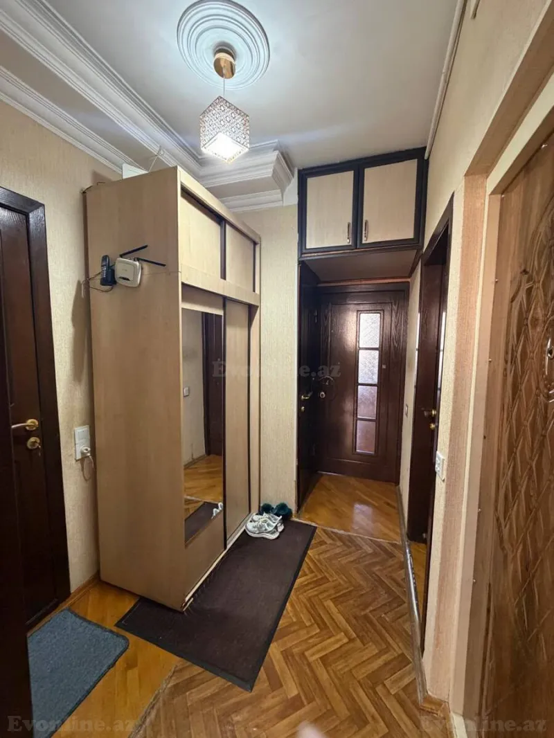 Satılır 2 otaqlı Mənzil Köhnə tikili 65 m² 20 Yanvar m. - şəkil 9