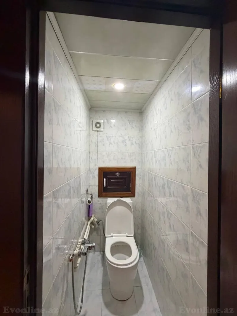 Satılır 2 otaqlı Mənzil Köhnə tikili 65 m² 20 Yanvar m. - şəkil 13