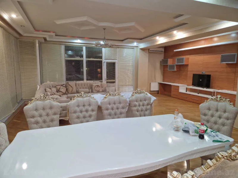 Kirayə verilir 4 otaqlı Mənzil Yeni tikili 250 m² 28 May m. - şəkil 5