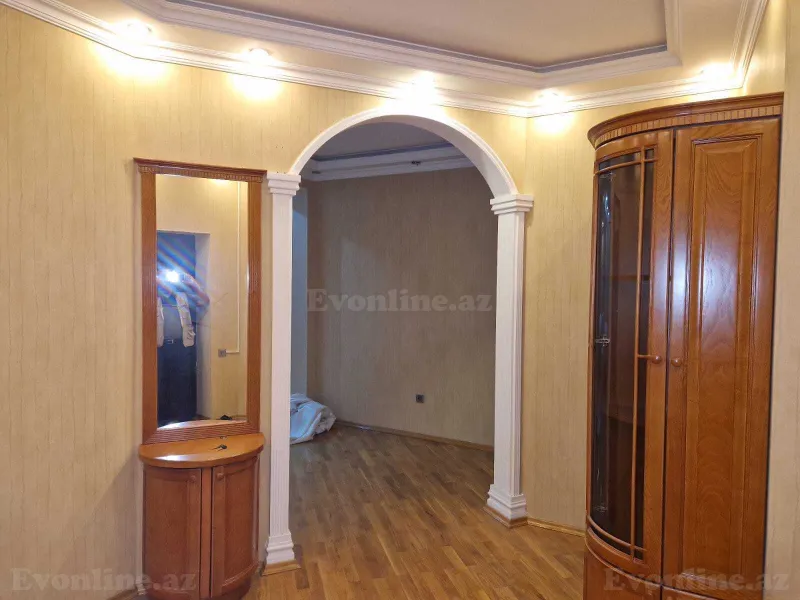 Kirayə verilir 4 otaqlı Mənzil Yeni tikili 250 m² 28 May m. - şəkil 15