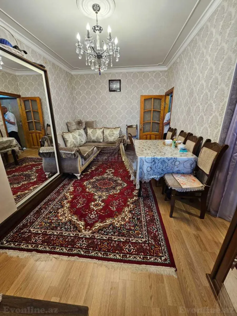Satılır 2 otaqlı Mənzil Köhnə tikili 45 m² 7-ci mikrorayon - şəkil 3
