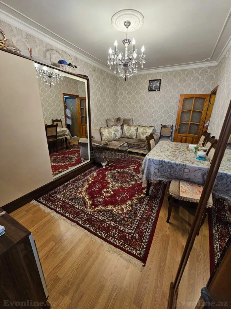 Satılır 2 otaqlı Mənzil Köhnə tikili 45 m² 7-ci mikrorayon - şəkil 4