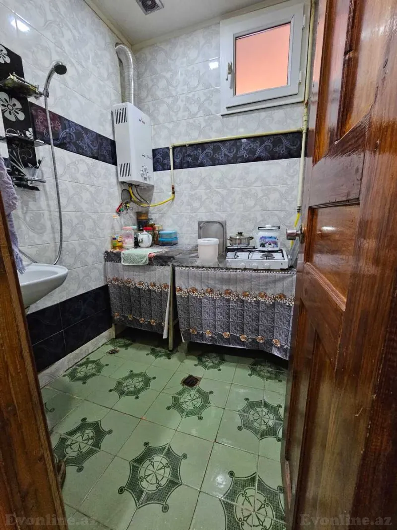 Satılır 2 otaqlı Mənzil Köhnə tikili 45 m² 7-ci mikrorayon - şəkil 11