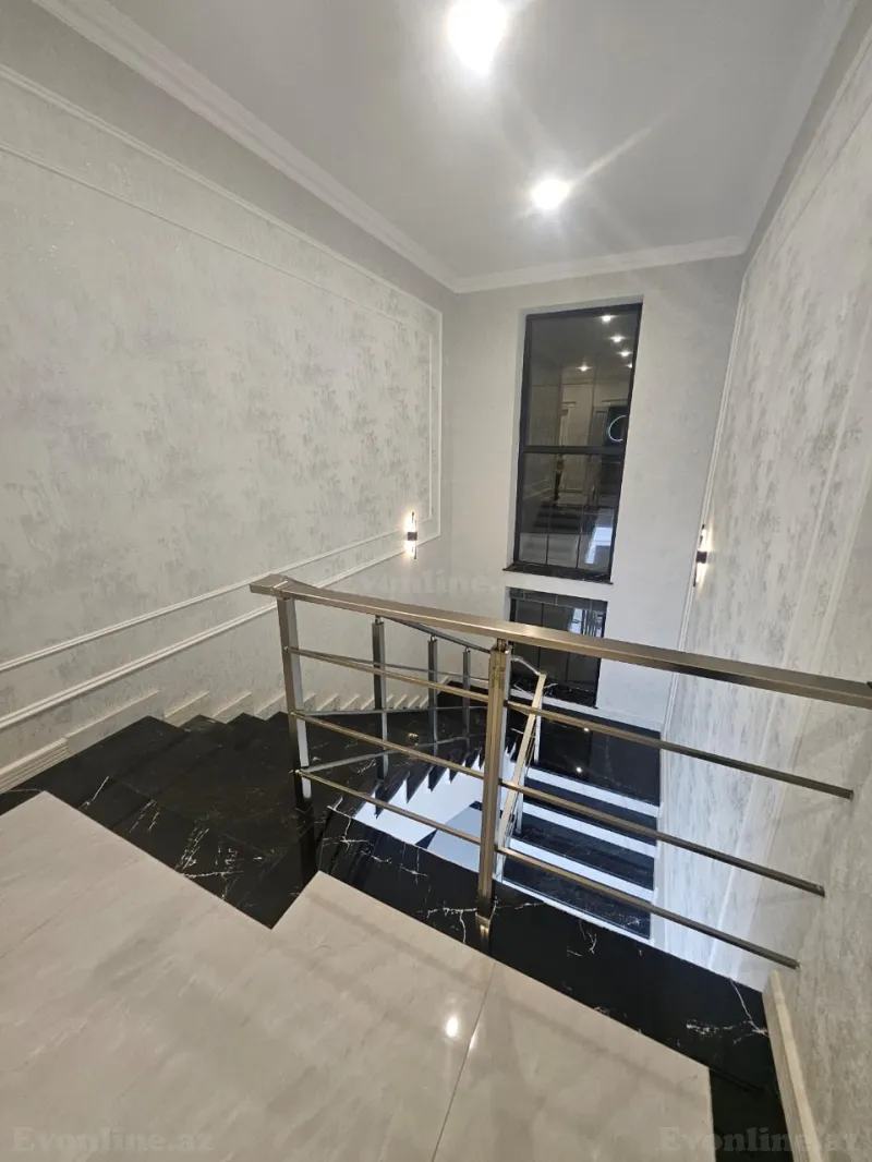 Satılır 7 otaqlı Həyət evi 270 m² Badamdar - şəkil 18