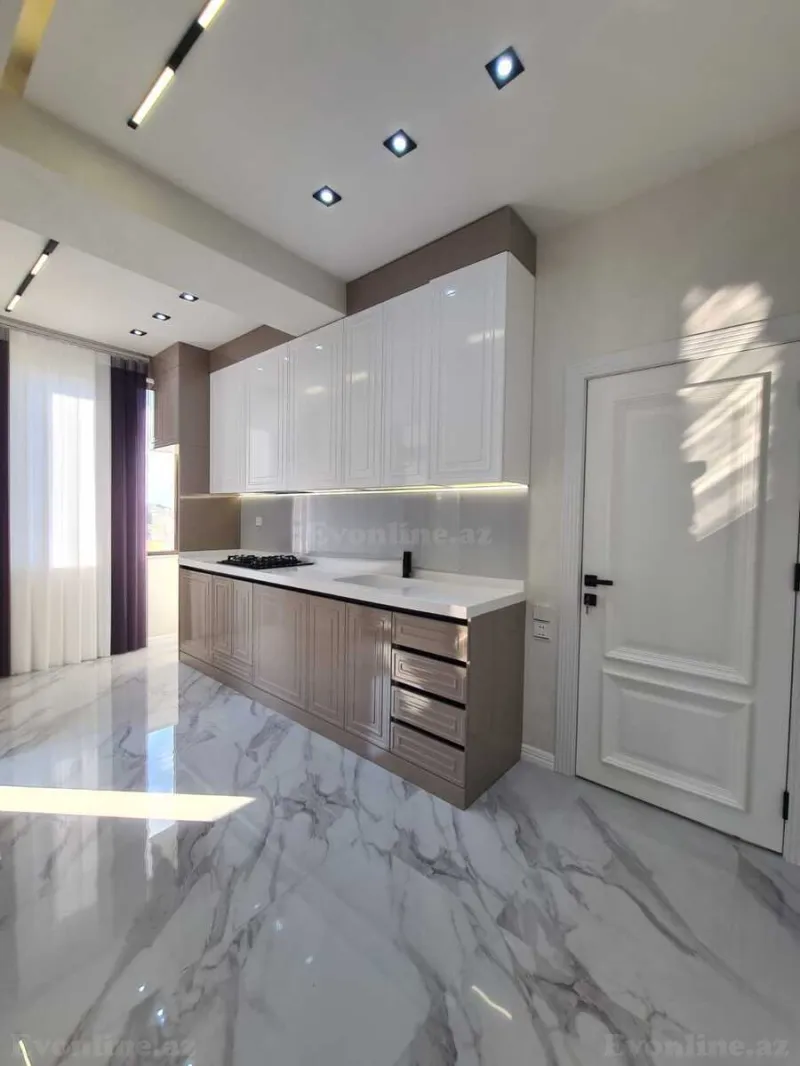 Satılır 3 otaqlı Mənzil Yeni tikili 108 m² Səbail r. - şəkil 7