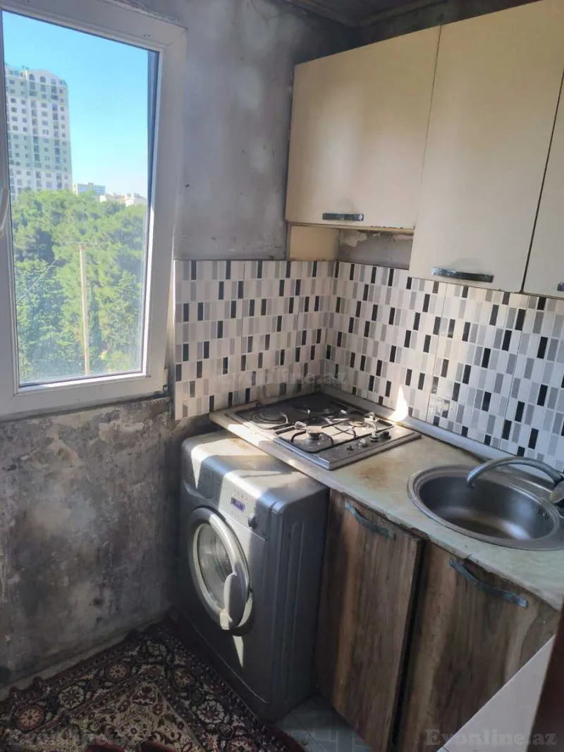 Satılır 2 otaqlı Mənzil Köhnə tikili 40 m² Neftçilər m. - şəkil 6
