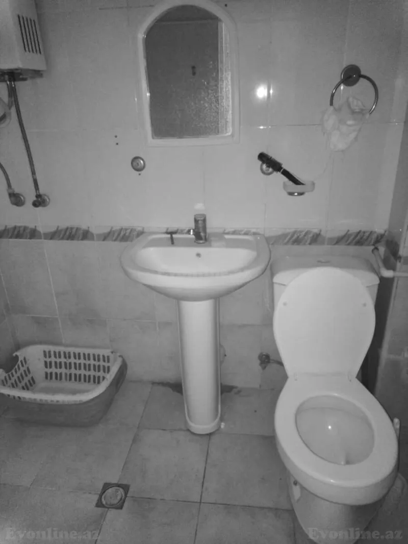 Satılır 2 otaqlı Mənzil Köhnə tikili 40 m² Neftçilər m. - şəkil 8