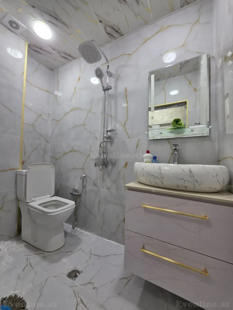 Satılır 2 otaqlı Mənzil Köhnə tikili 45 m² 20 Yanvar m. - şəkil 14