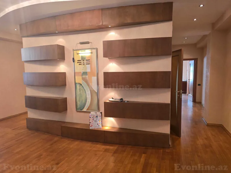 Satılır 5 otaqlı Mənzil Yeni tikili 298 m² 28 May m. - şəkil 14