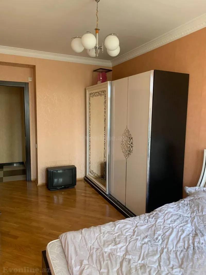 Kirayə verilir 2 otaqlı Mənzil Yeni tikili 70 m² 8-ci mikrorayon - şəkil 4
