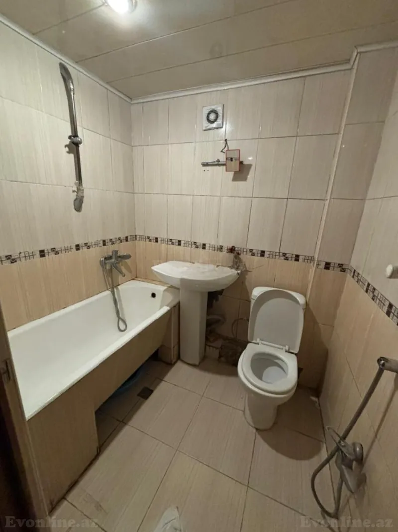 Satılır 3 otaqlı Mənzil Köhnə tikili 100 m² Gənclik m. - şəkil 14