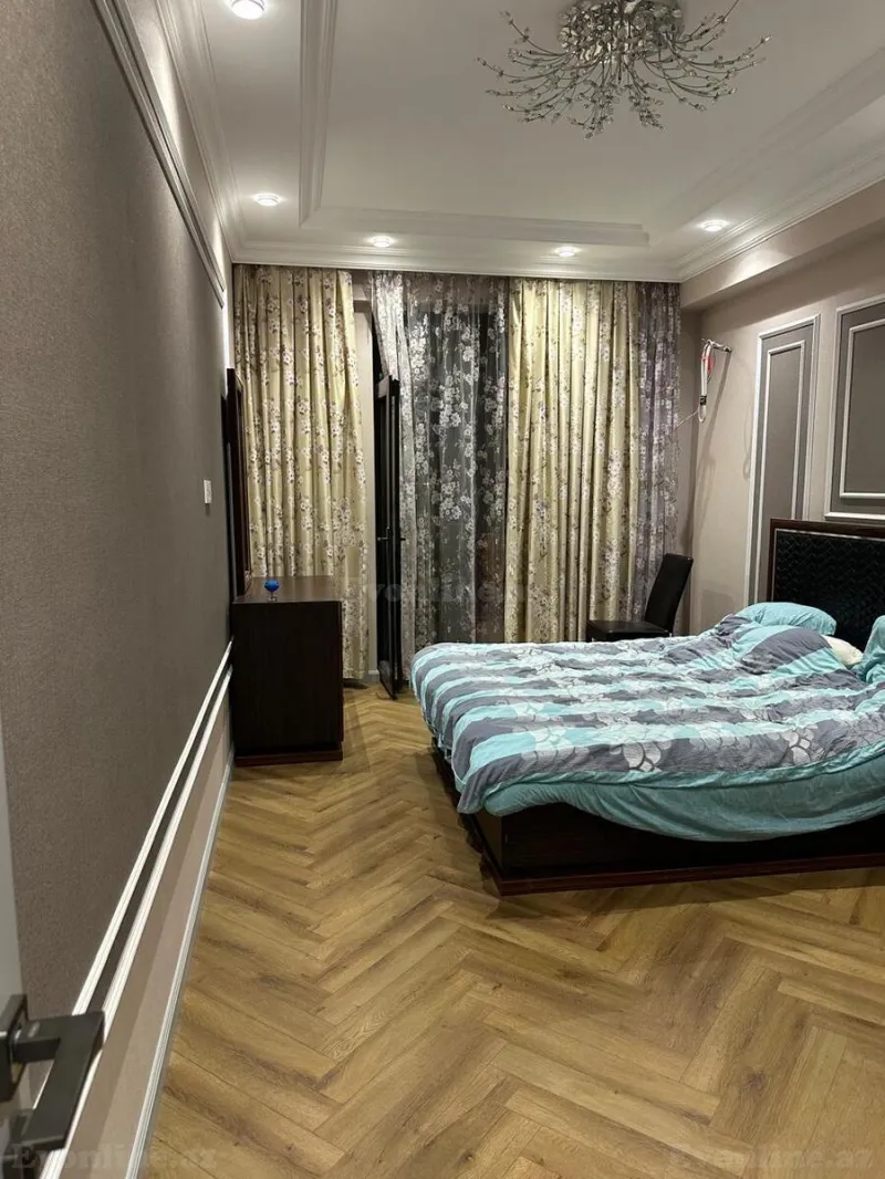 Kirayə verilir 3 otaqlı Mənzil Yeni tikili 120 m² 28 May m. - şəkil 4