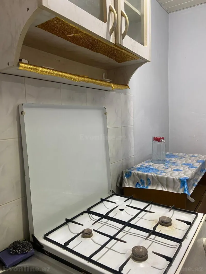 Kirayə verilir 2 otaqlı Həyət evi 46 m² Qara Qarayev m. - şəkil 4