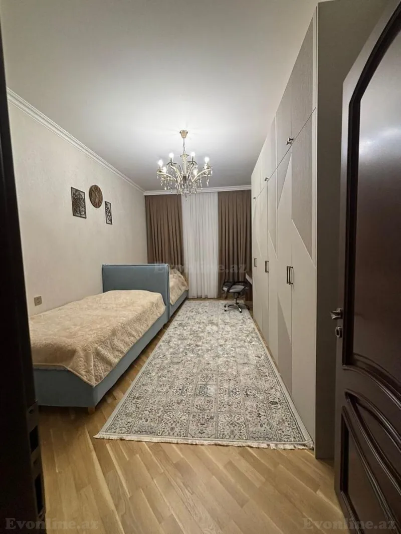 Satılır 4 otaqlı Mənzil Yeni tikili 165 m² Nərimanov r. - şəkil 7