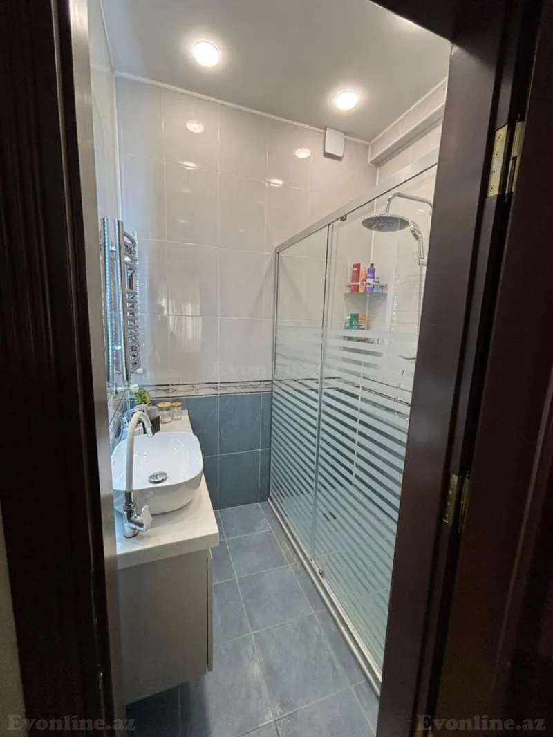 Satılır 4 otaqlı Mənzil Yeni tikili 165 m² Nərimanov r. - şəkil 8