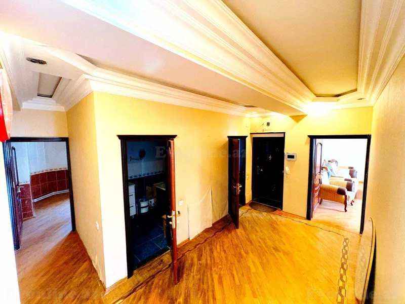 Satılır 4 otaqlı Mənzil Yeni tikili 185 m² Gənclik m. - şəkil 13