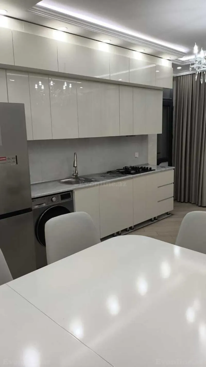 Kirayə verilir 3 otaqlı Mənzil Yeni tikili 135 m² 20 Yanvar m. - şəkil 4