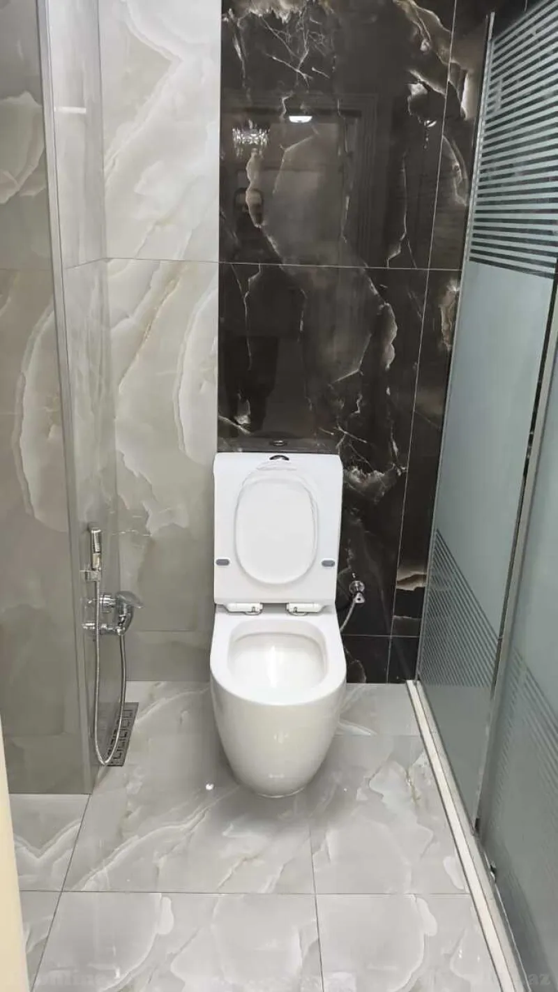 Kirayə verilir 3 otaqlı Mənzil Yeni tikili 135 m² 20 Yanvar m. - şəkil 9