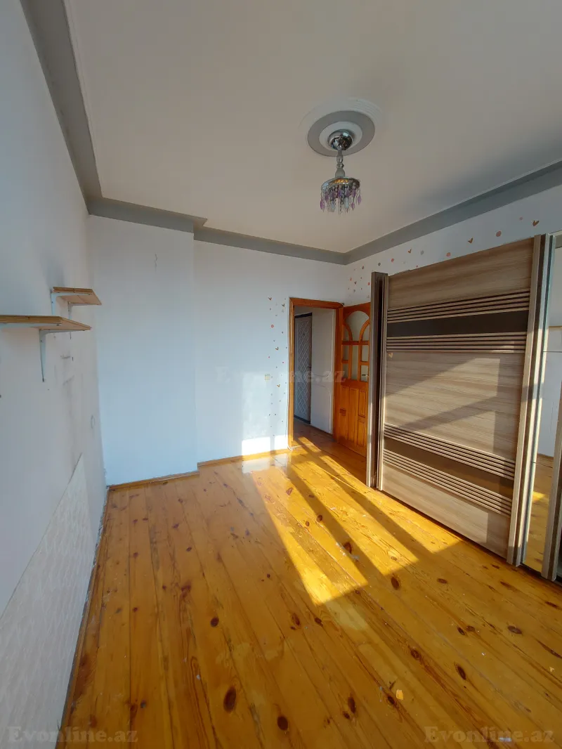 Satılır 2 otaqlı Mənzil Köhnə tikili 50 m² Yeni Günəşli - şəkil 6